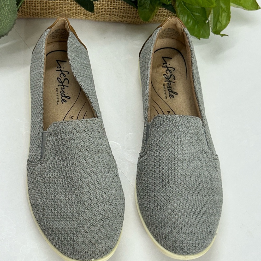 Life Stride Women's Gray Slip-On Shoes